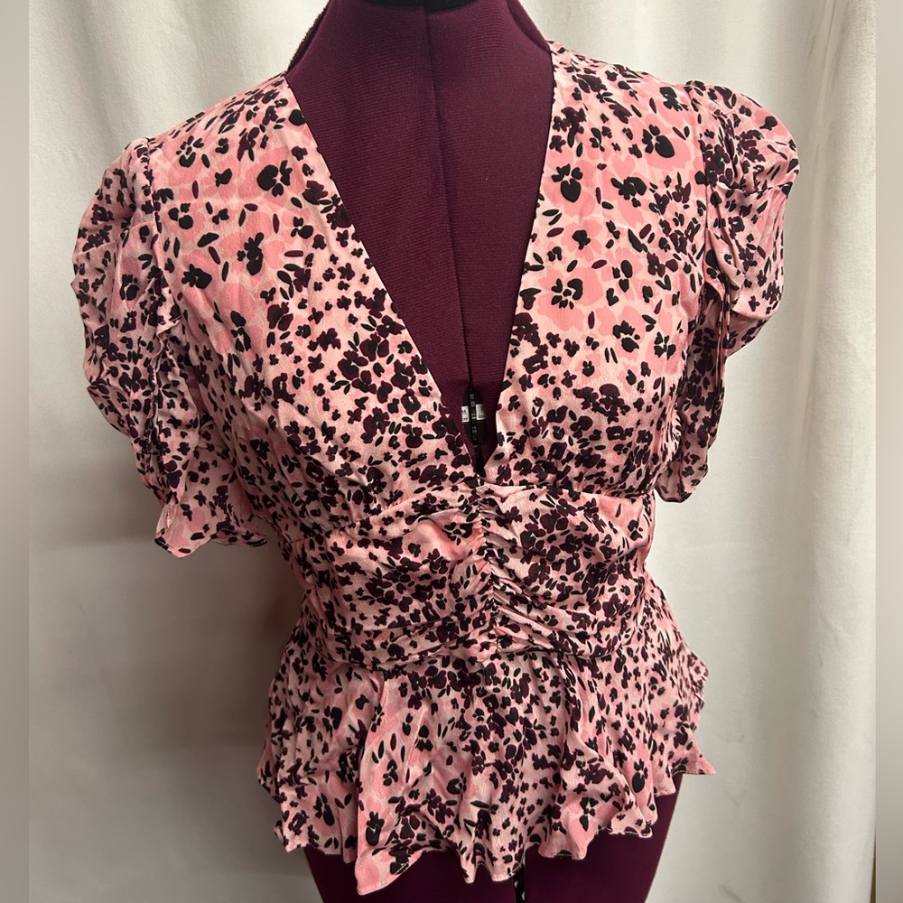 Gilner Farrar NWT Pink Pansie Blair Peplum Top Women’s Size Small